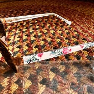 Vera Bradley KIM H Happiness Returns Pink 5615 Aviator style Sunglasses